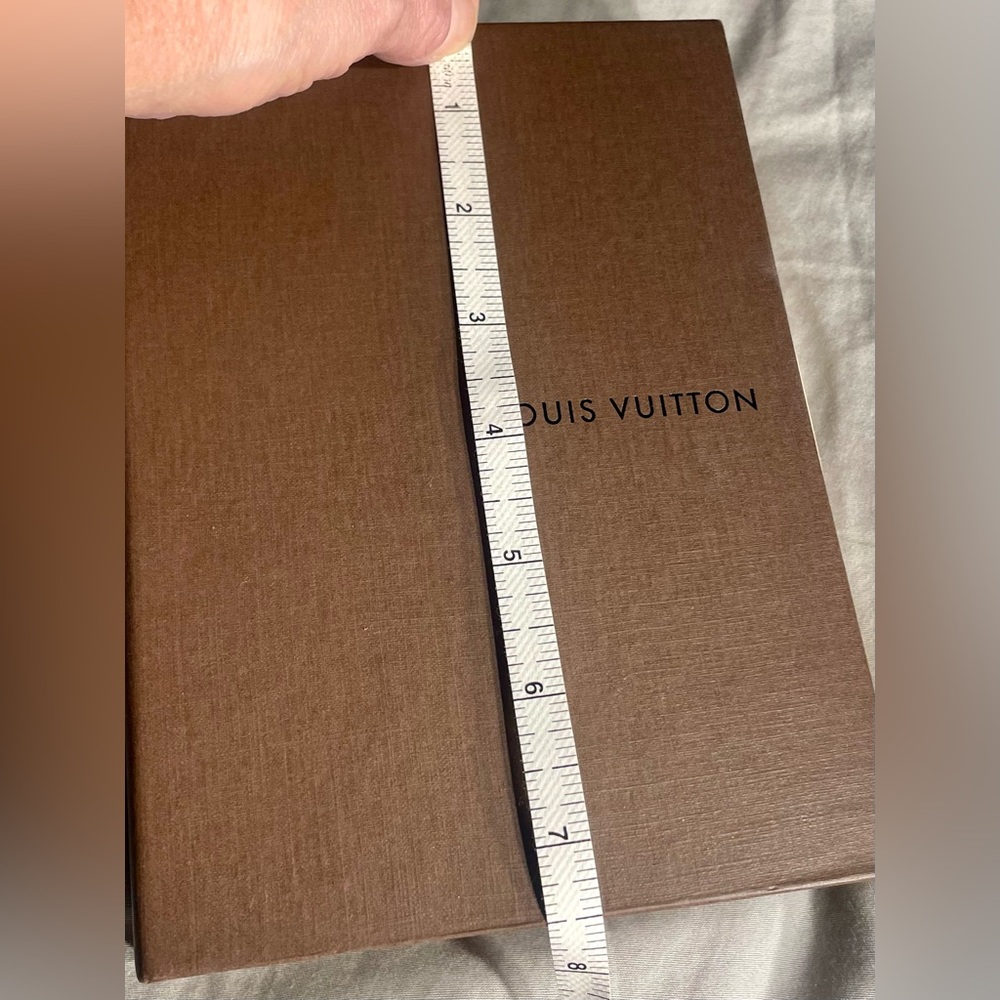 Louis Vuitton Box With Day Timer - image 6